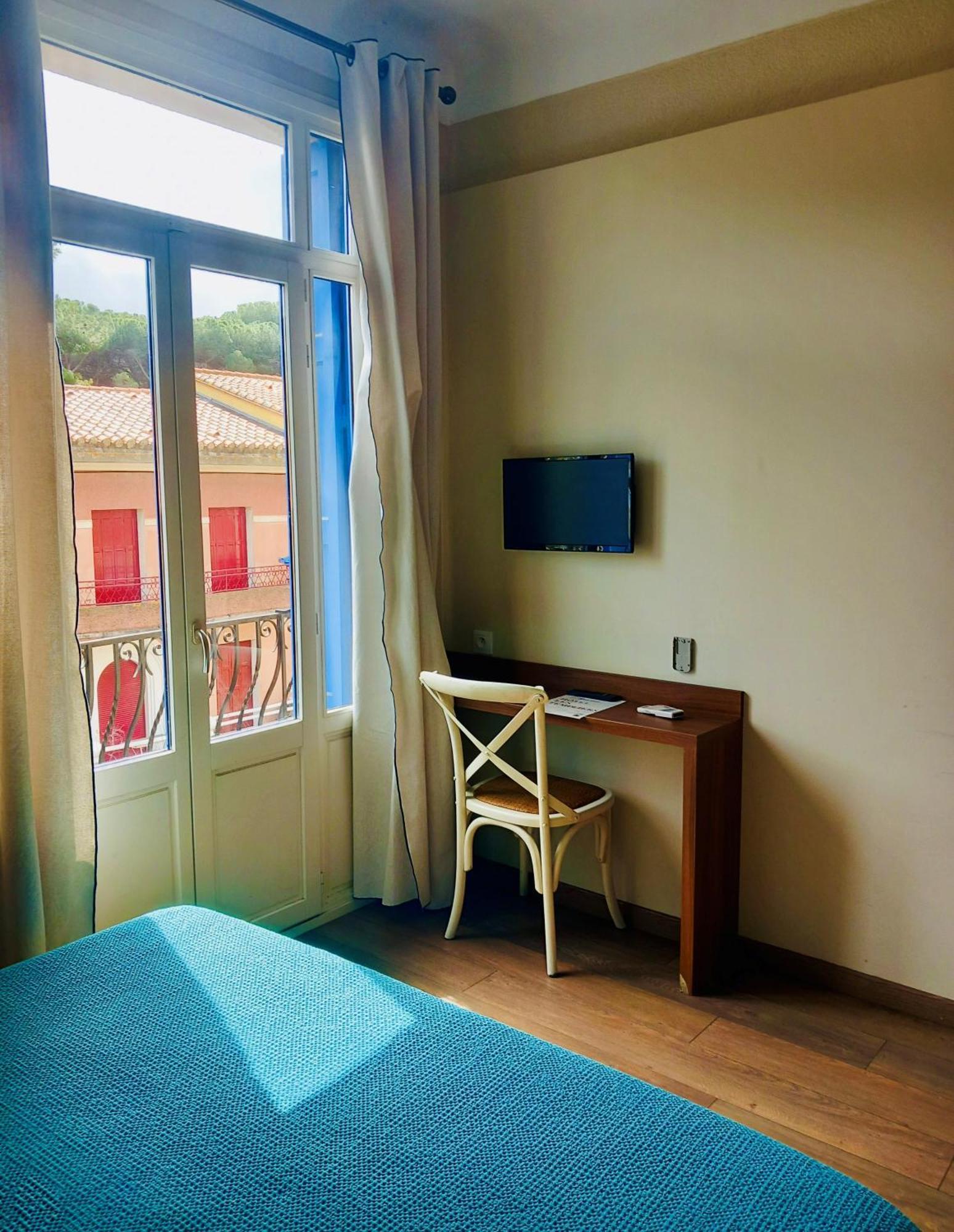 Rue De La Republique Hotel